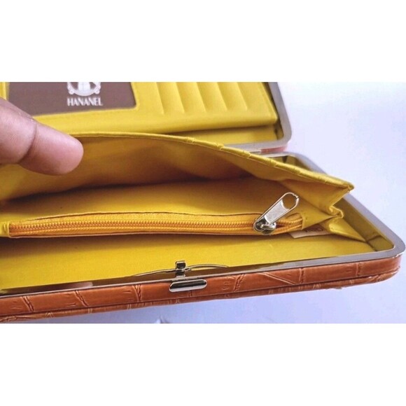 Hananel Wallet Clutch Rhinestone Cross Tan Croc Print Check Book Cover Snap New - Picture 4 of 10